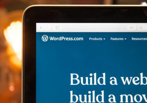 Website Builder vs CMS: What to Choose in 2026